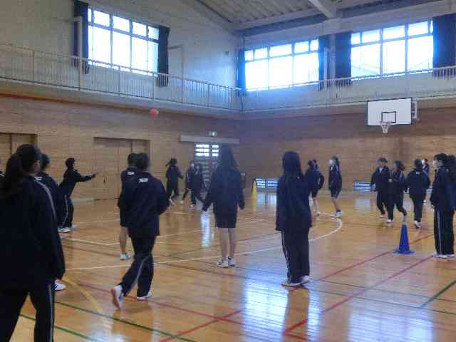 061223２年学年集会①